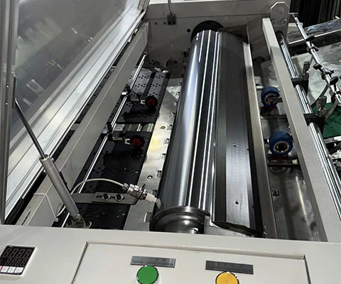 Intelligent Servo Hot Knife Powder Removal Laminating Machine